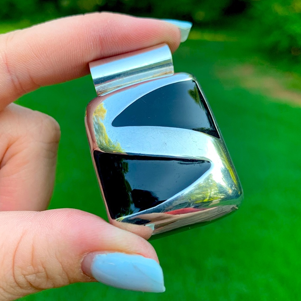 Silver Plated Graphic Pendant